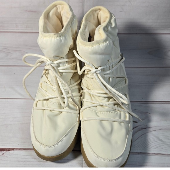 All in Motion - Themrolite Padded Lace Up Winter Snow Boots Cream  Ankle Booties - Picture 1 of 9